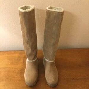 Ladies Sox Tab Suede Boots Size 8